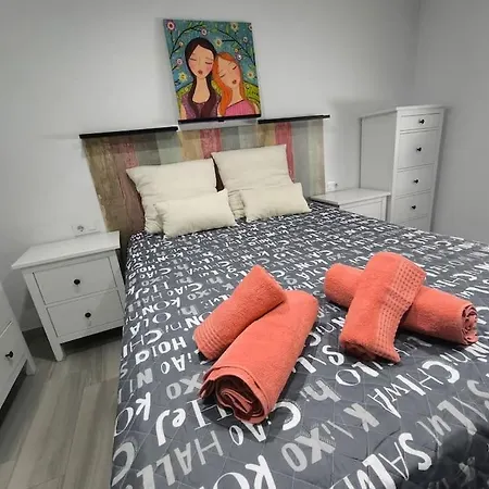 Piso En El Arenal - Arcangel - A/a Central Y Wifi 아파트